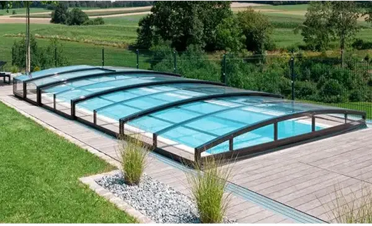 Pooltak special med böjd glasdesign och svart metallram