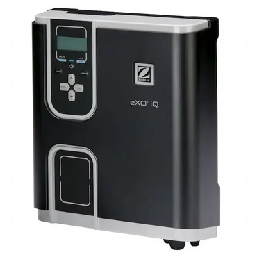Zodiac EXO iQ saltklorinator med svart silver Zormac Exo IQ vattenavhärdare och digital display