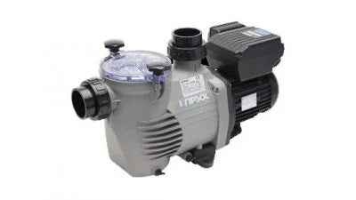 Bassengpumpe og koblingsskap