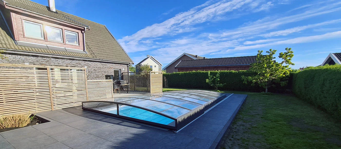 Bassengovertrekk Sydney 4×7 (enkelt skinne, antrasitt)