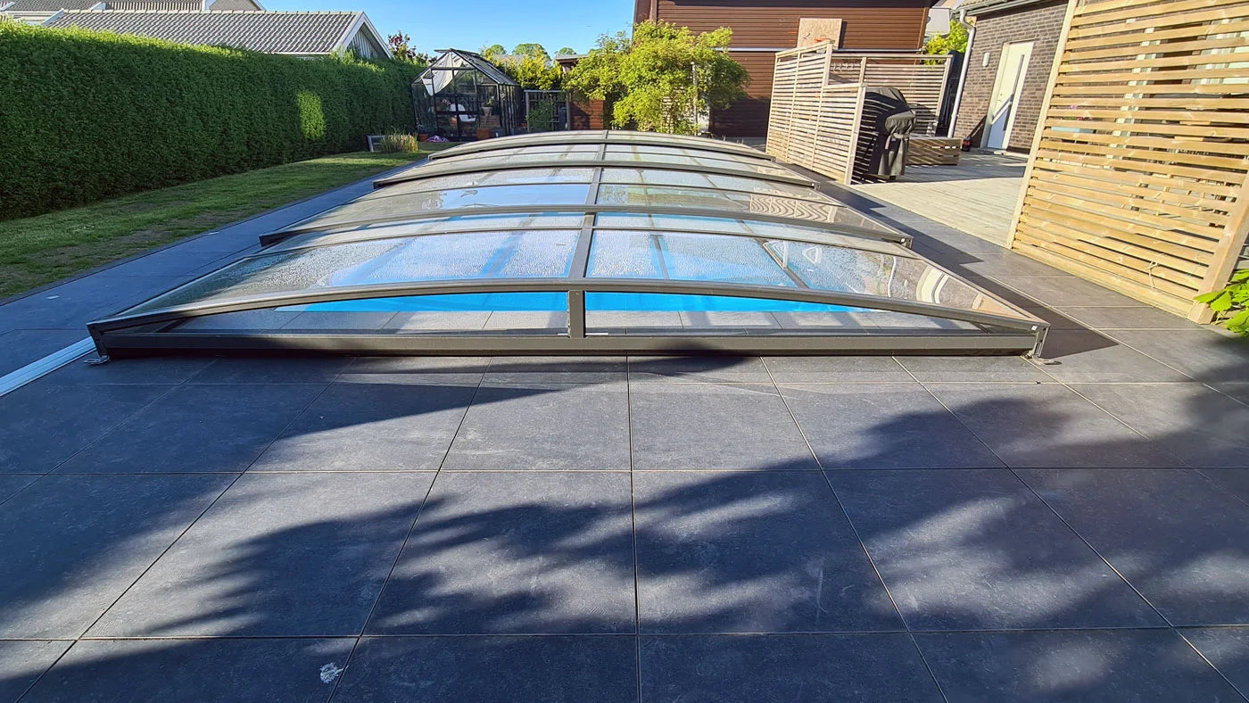 Bassengovertrekk Sydney 4×7 (enkelt skinne, antrasitt)