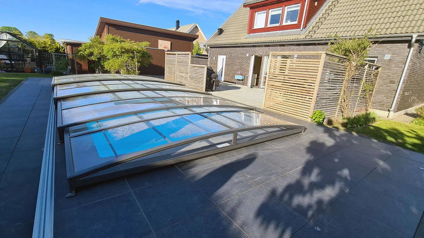 Bassengovertrekk Sydney 4×7 (enkelt skinne, antrasitt)