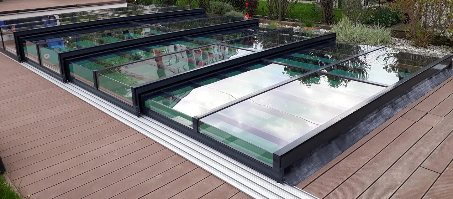 Bassengovertrekk ICON 4×8 med kantlist klar plast antrasitt