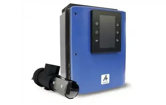 Albixon Neosalt saltklorinator blå styrinverter med svart panel och sensor