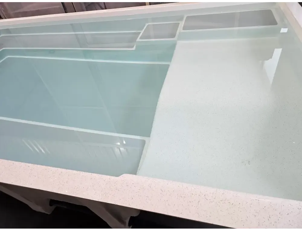 Snygg vit plastorganisator för wellness pool ovanmark, mira390 388x228x80