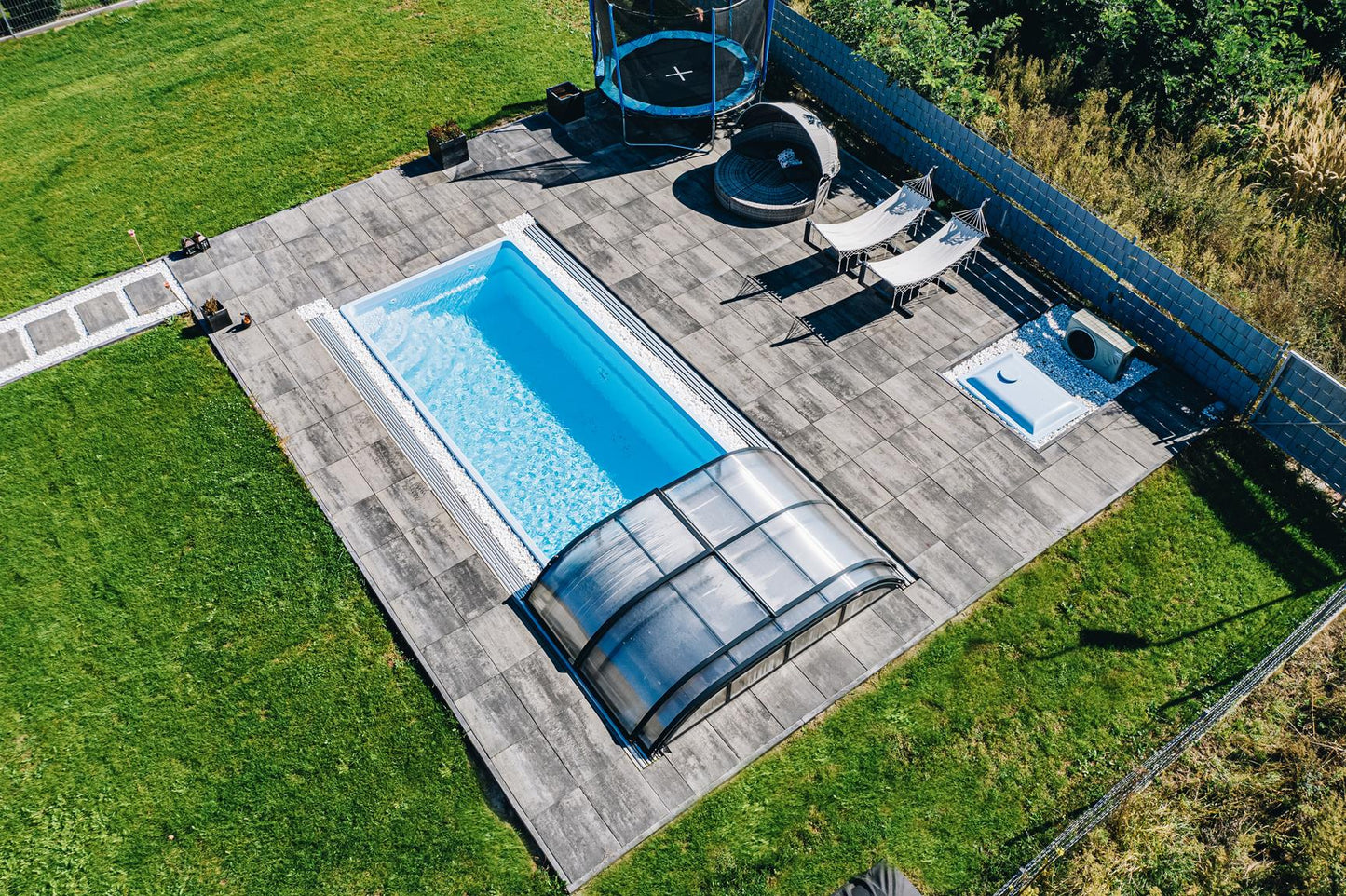Glassfiberbasseng Papeete 700 7,00m x 3,50m x 1,50m