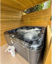 PassionSpa Rewind-spabad – Pure Collection, grå og svart, boblende vann, kontrollpanel