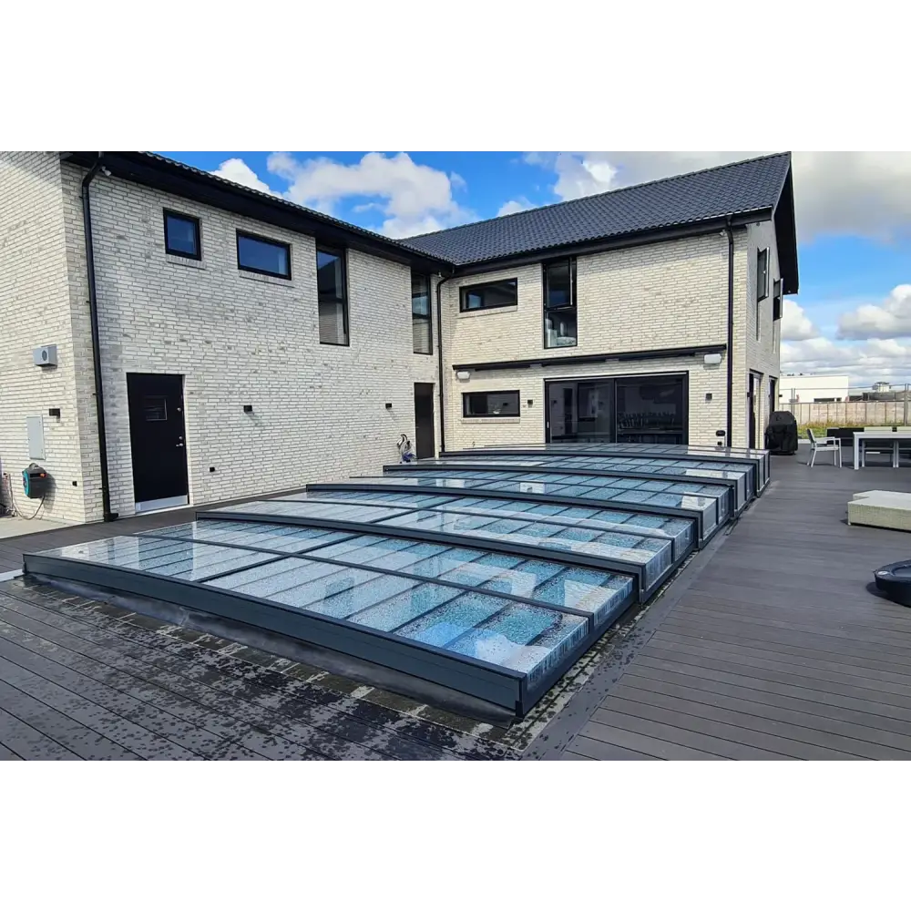 Pooltaket Icon med sarg klarplast antracit, modern glasöverbyggnad