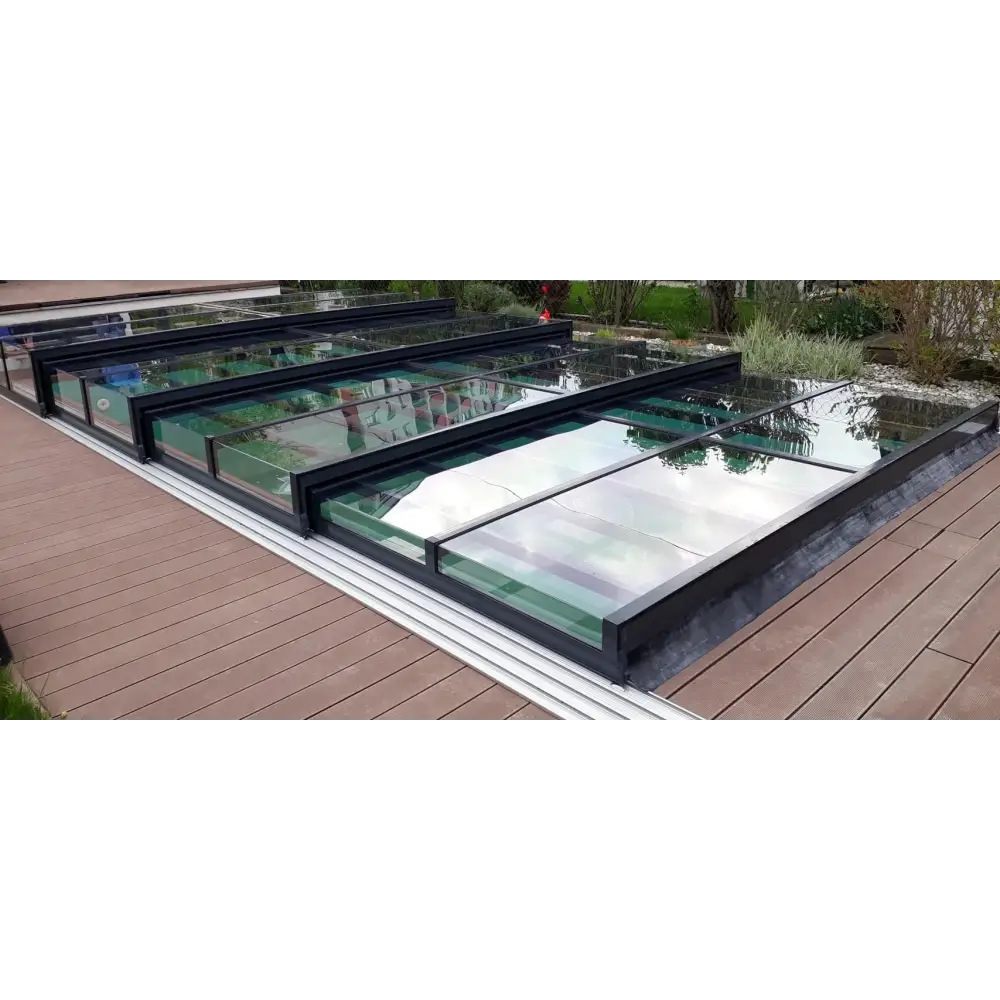 Pooltaket Icon med sarg klarplast antracit över trädäck