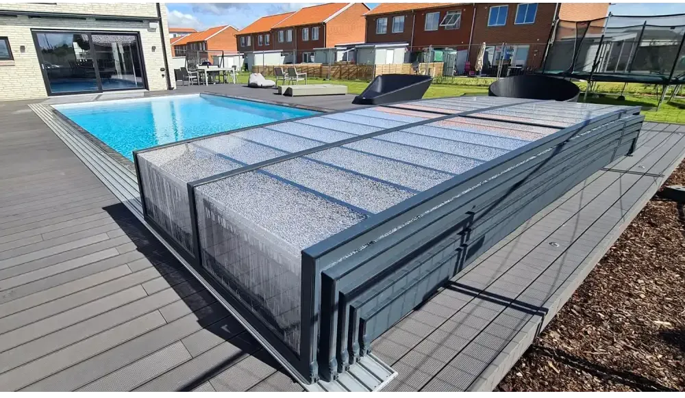 Pooltaket Icon med sarg klarplast i antracit, modern grå med genomskinliga paneler
