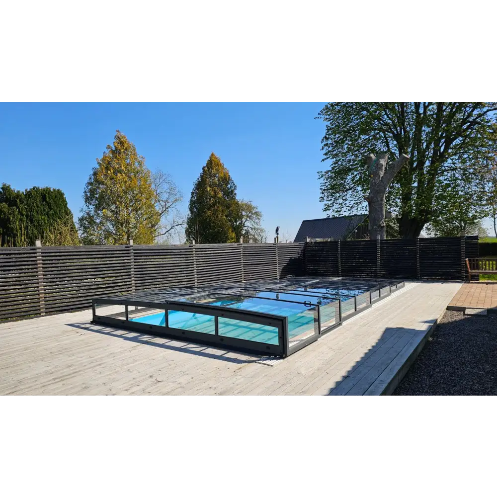 Pooltak Icon Kit för modern glashägnad med transparent lock och svart ram