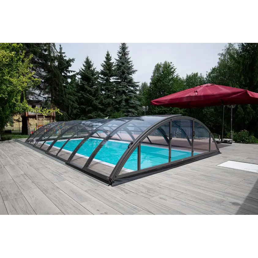 Elegant pooltak Klasik 5x10 med klar kanalplast, svart ram och glas