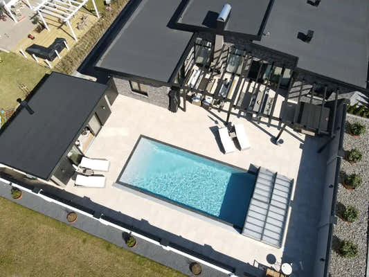 Pooltime Exclusive PP-basseng, 12 mm – 3 x 6 x 1,5 m, rektangulær form, klart blått vann, mørkegrått bassengtak