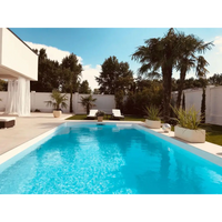 Pooltime Exklusiv 12mm rektangulär pool med turkost vatten och vit kakel