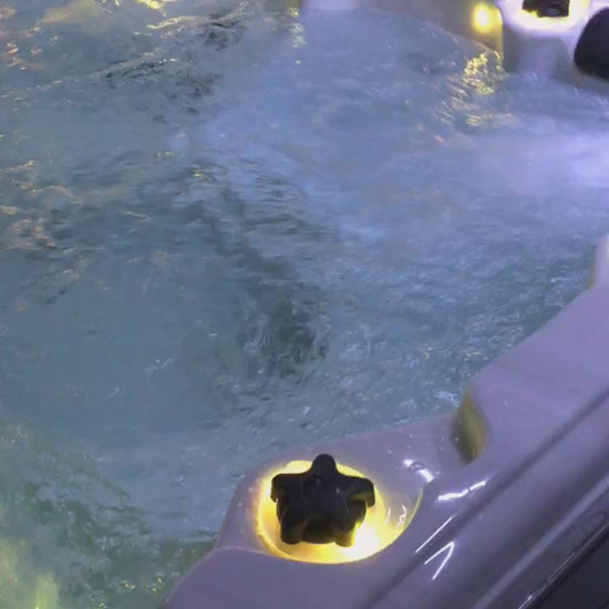 Produktvideo för PassionSpa Relax Spabad i Pure Collection