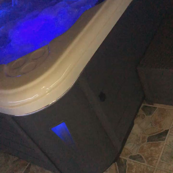 Produktvideo för PassionSpa Relax Spabad i Pure Collection