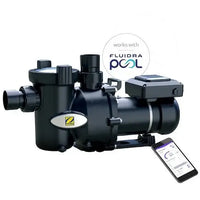 Svart Z-Wave Zodiac Pump FloPro E30 IQ poolpump med full kontroll och modern design